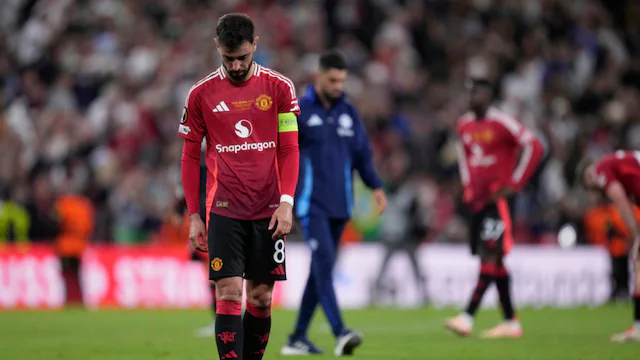 Fernandes Offers to Leave Man Utd to Help Club Rebuild