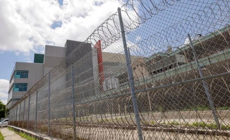 Arrested Maintenance Worker Claims Coercion in New Orleans Jail Break