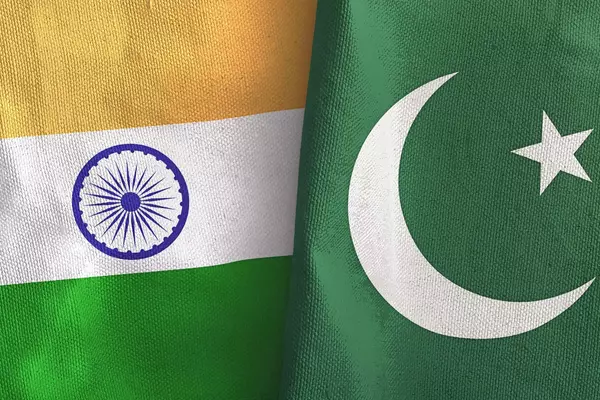 UK to Support De-escalation as India and Pakistan Exchange Fire