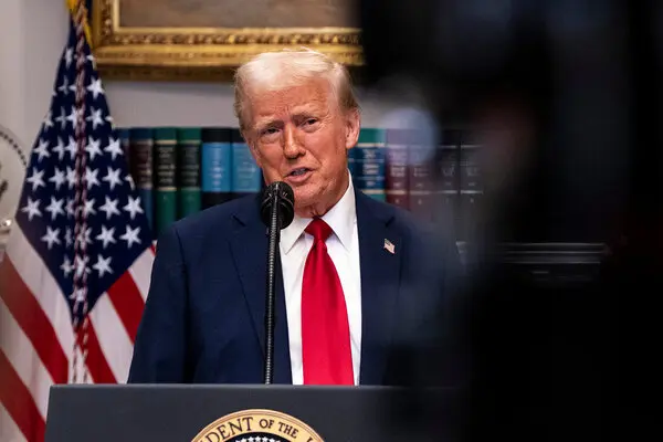 Trump Says US Economy in “Transition” as Trade War Escalates