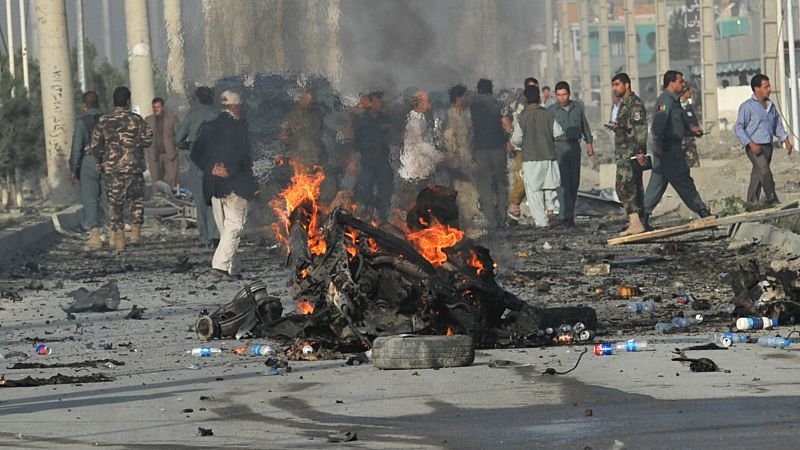 Bomb Blast Near Political Rally in Pakistan Leaves 15 Dead
