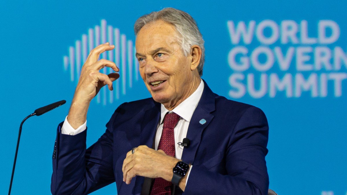 Labour Defends Net-Zero Policies Following Blair’s Criticism