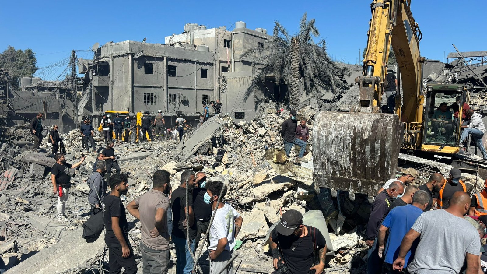 Three Killed in Israeli Airstrike on Beirut Suburb