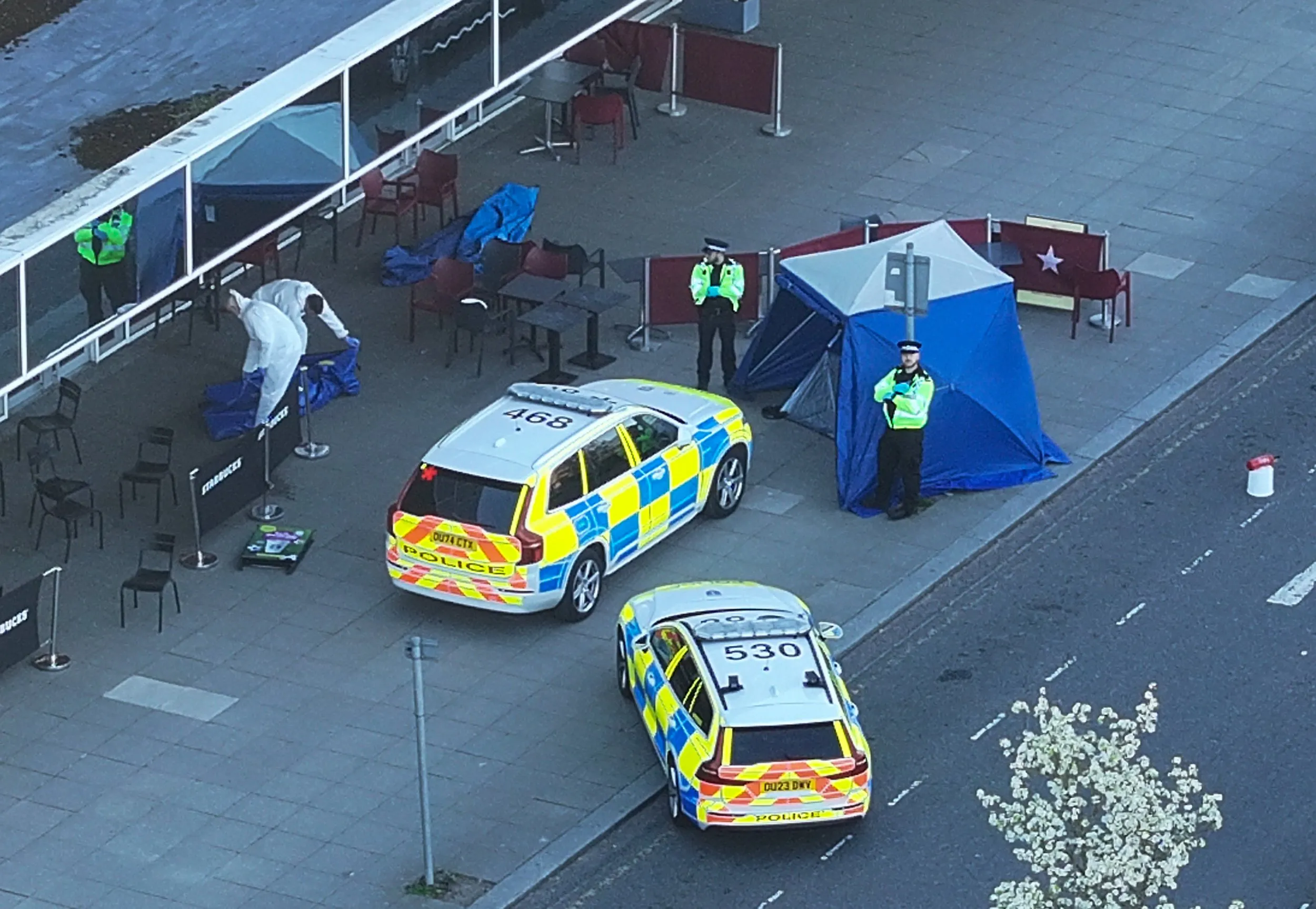 UK Police Fatally Shoot Armed Suspect at Milton Keynes Railway Station