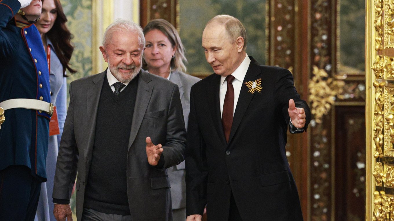 Brazil’s Lula Urges Putin to Participate in Peace Talks with Zelensky