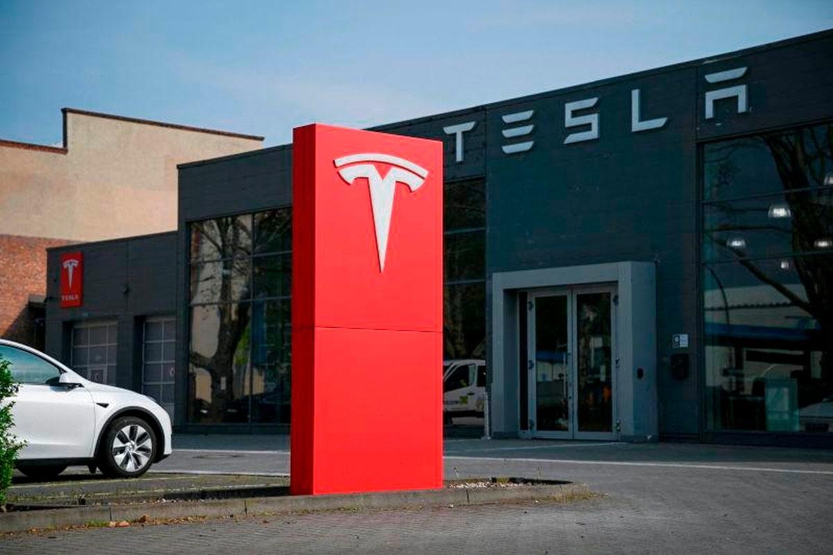 Tesla Uninterested in Manufacturing Cars in India, Says Minister